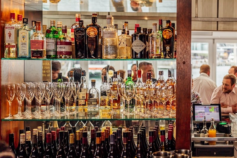 Dockside Restaurant & Bar