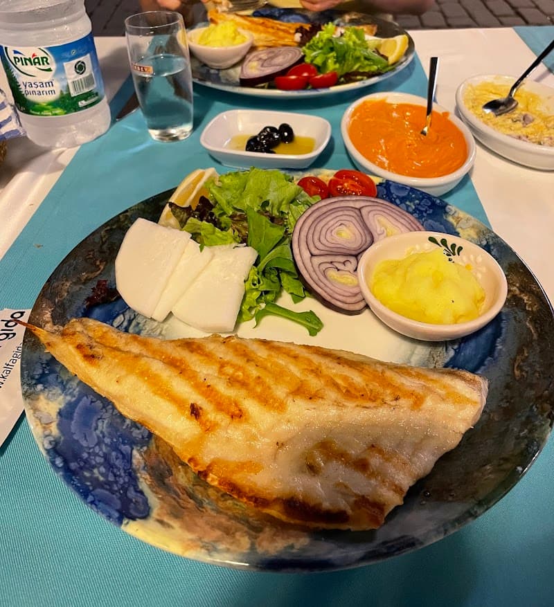 Balıkçı Meyhanesi Kaleiçi