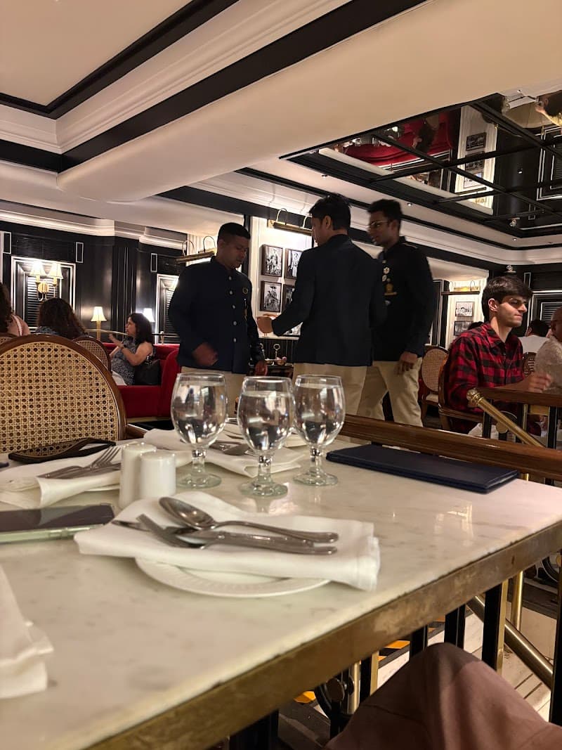 Gaylord Restaurant