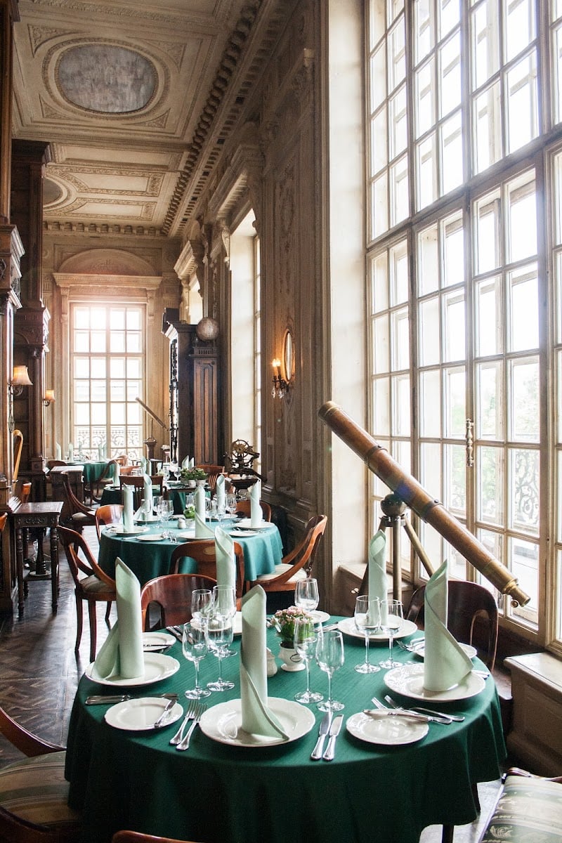 Cafe Pushkin