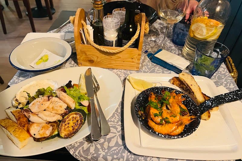 La Casa Trattoria