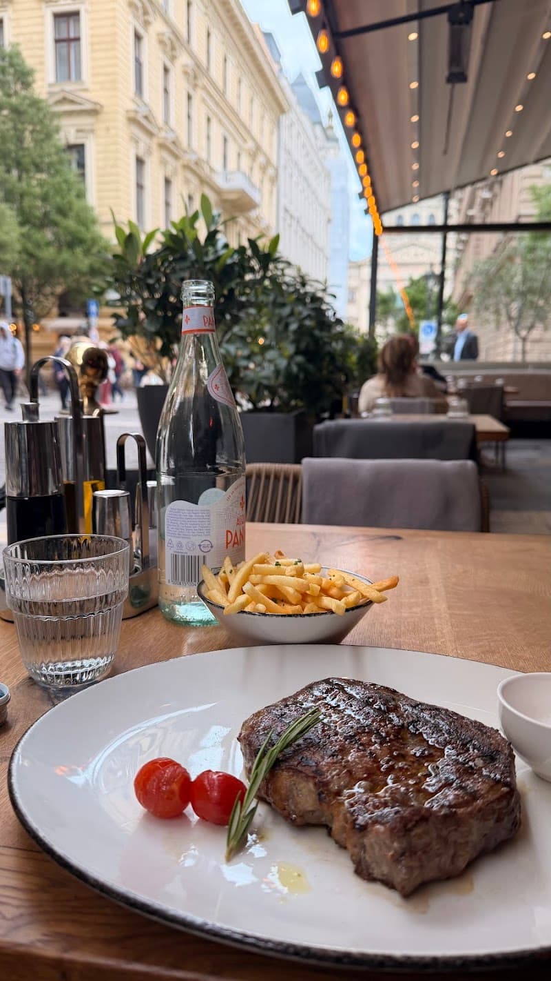 Tom George Osteria