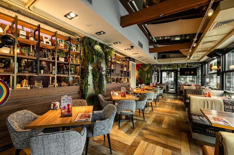 Happy Bar & Grill Rakovski