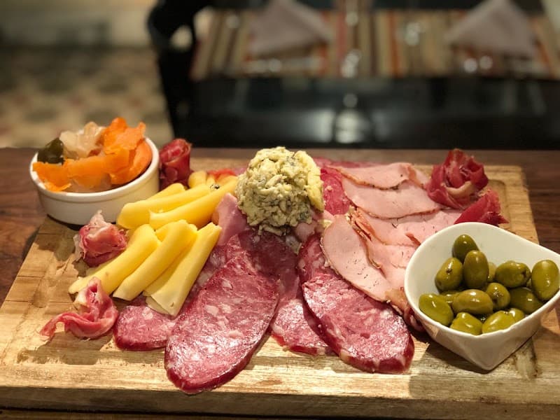 Primo Resto Bar