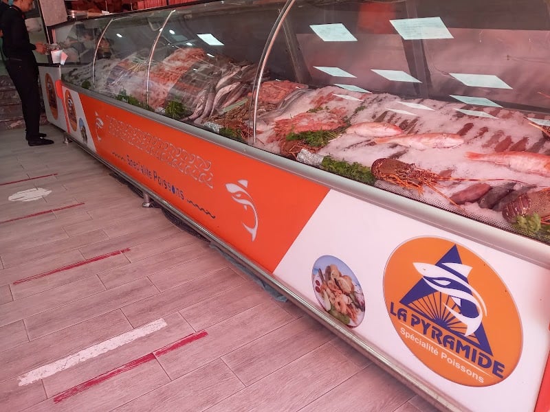 La Pyramide+Qortoba fish