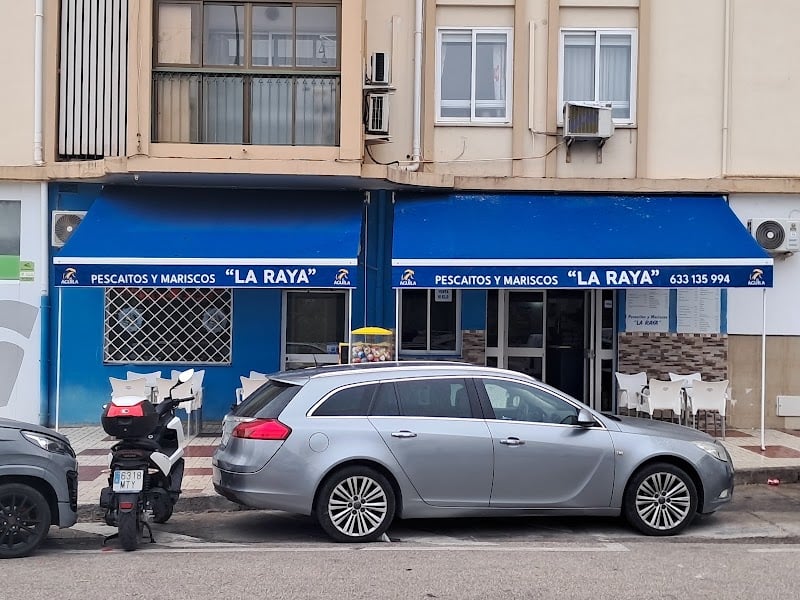 Pescaítos y Mariscos La Raya