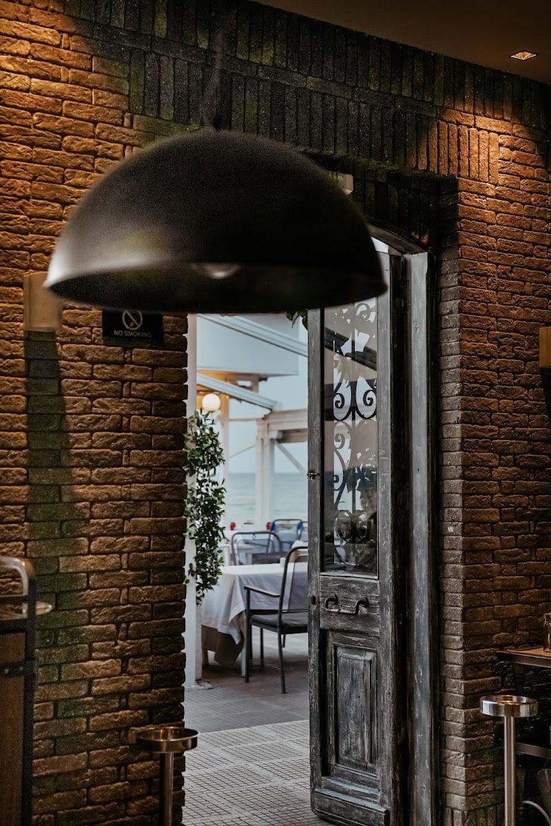 Hamodrakas - Seafood Restaurant