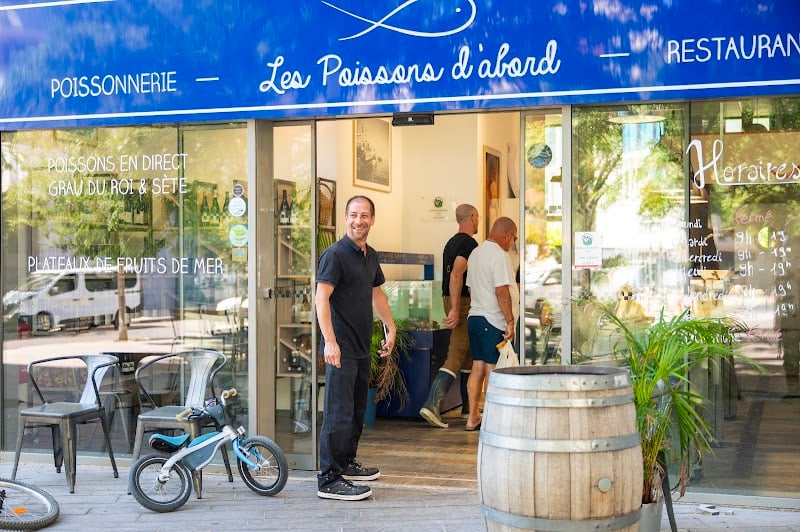 Les Poissons d'abord