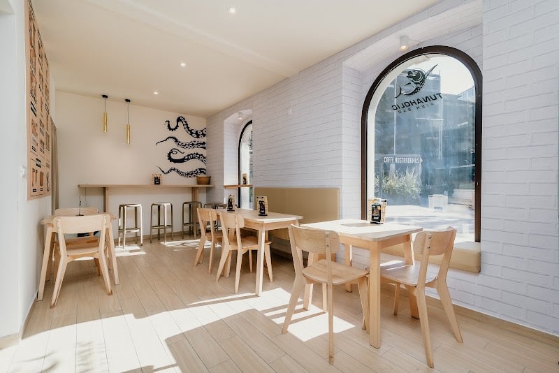 Tunaholic Fish Bar