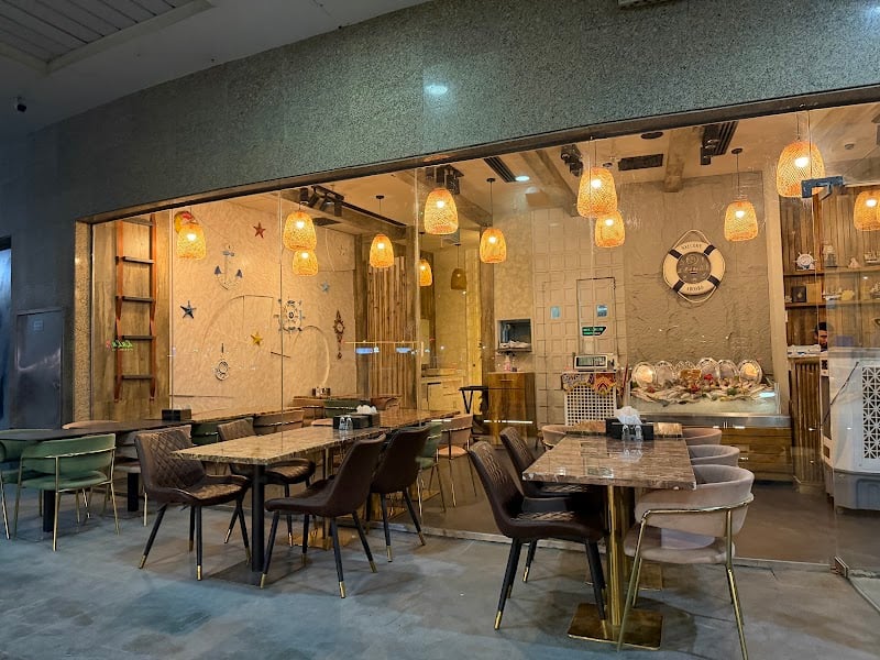 مطعم بحري فريش للمأكولات البحرية Bahri fresh seafood restaurant