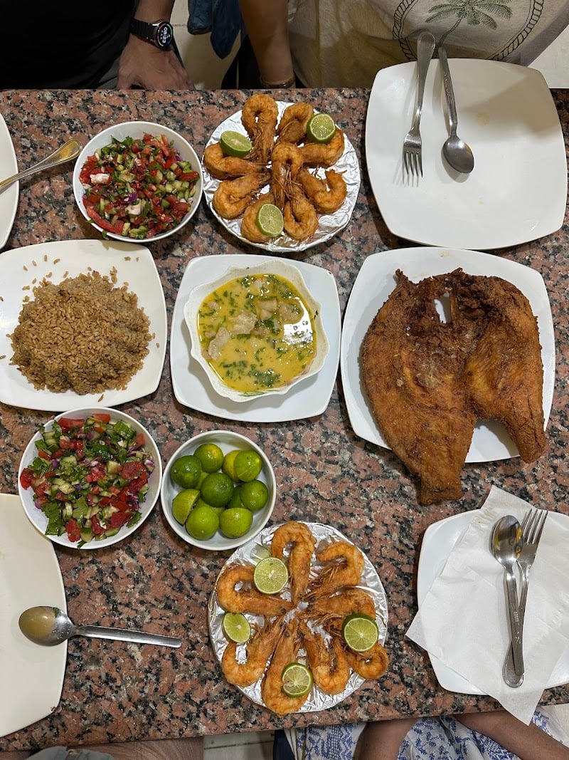 Al-Burj seafood restaurant مطعم البرج للاسماك البحريه