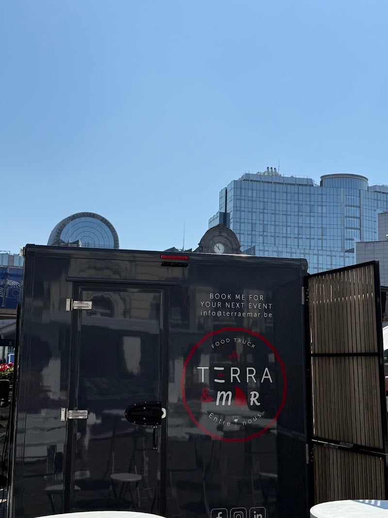 Terra & Mar l Tapas & Oyster Bar at Place du Luxembourg l Brussels