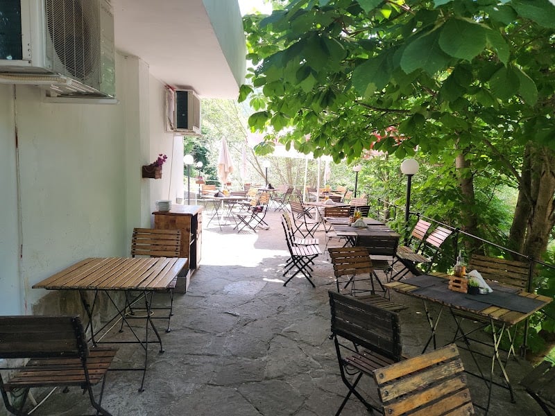 Restaurant " Golden Fish"