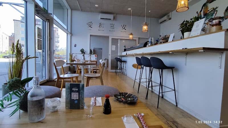 Fusion Sushi