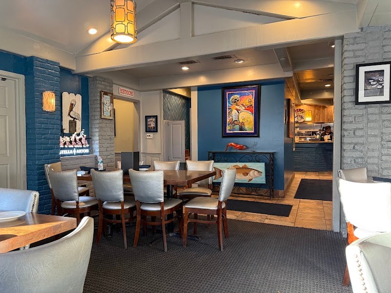 Mr. Ed's Seafood & Oyster House, St Charles