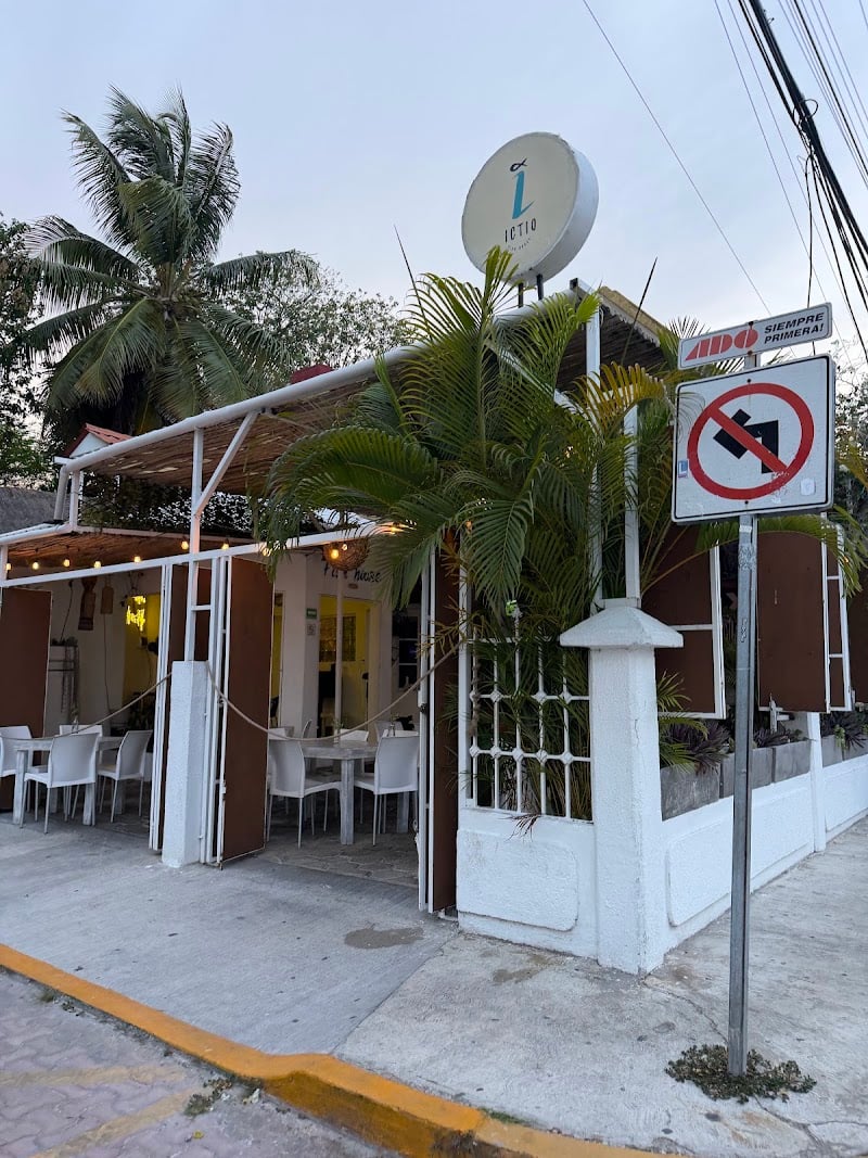 Ictio Fish House