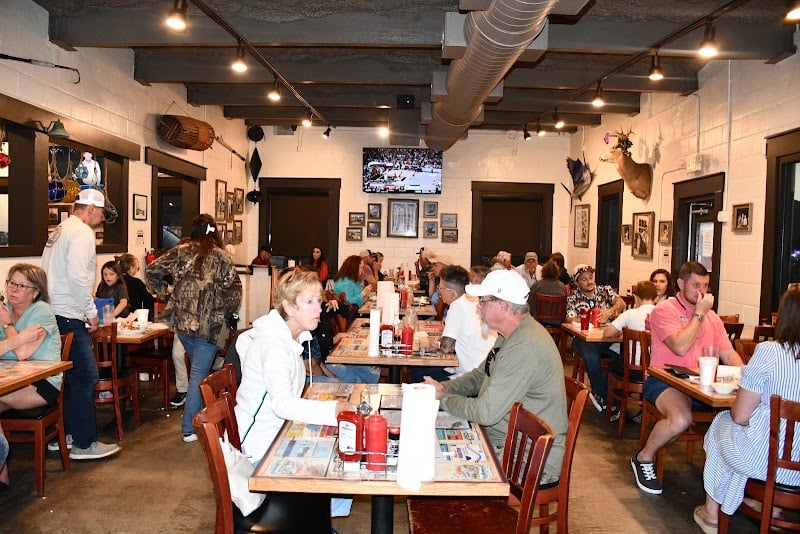 Captain's Table Fish House Restaurant