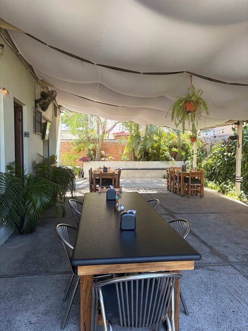 Marisqueria Los Lirios