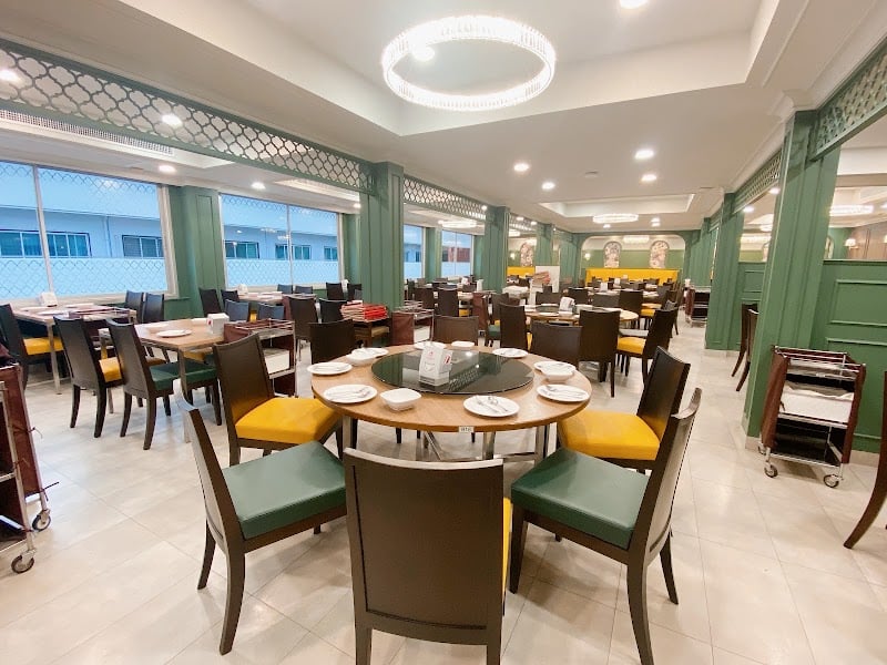 Somboon Seafood