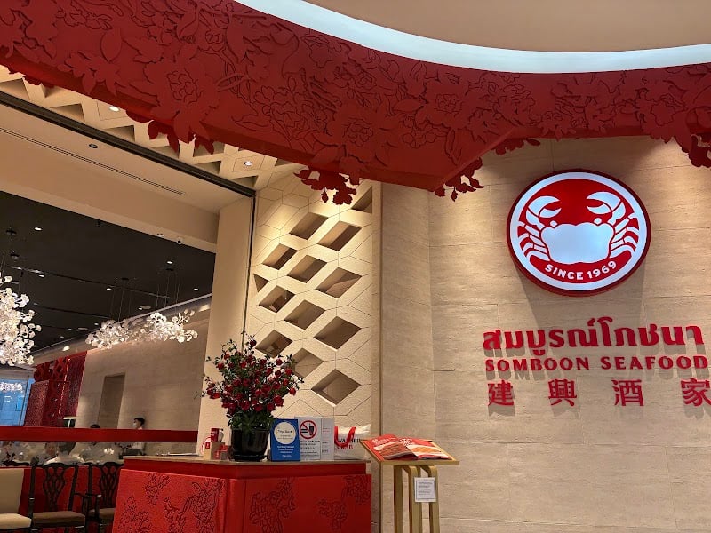 Somboon Seafood Central Embassy