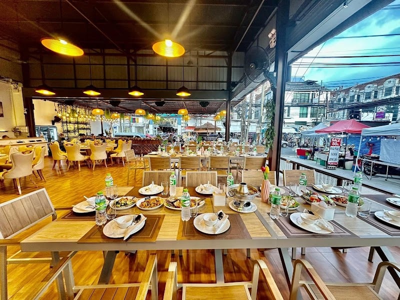 517 Fisherman Seafood Restaurant Patong