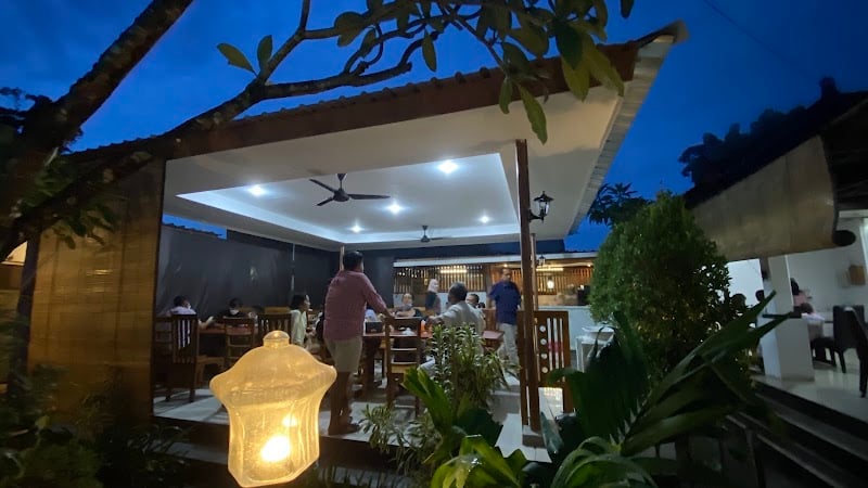 Seafood Bu Rini