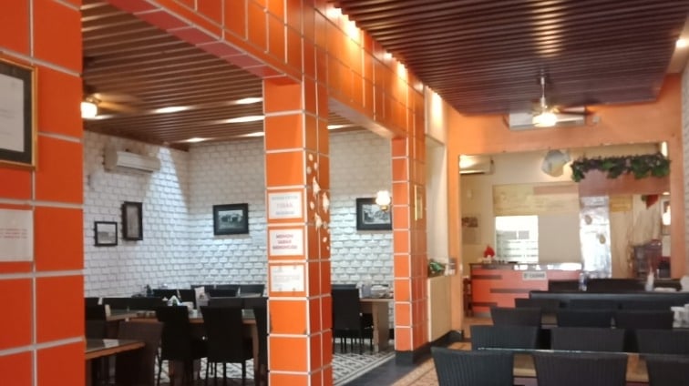 Pelangi Seafood Menteng