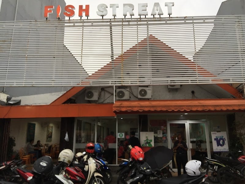 Fish Streat Tebet