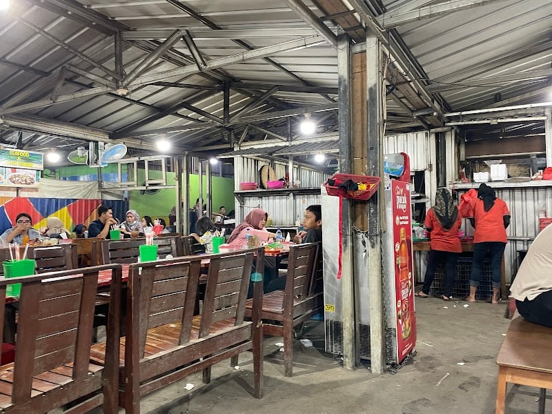 Komplek Jajanan Seafood & Ikan Bakar PLTU Ancol