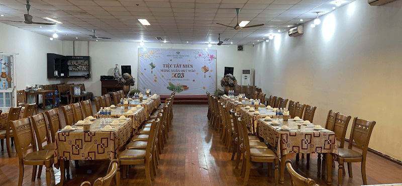 East Sea Seafood Restaurant