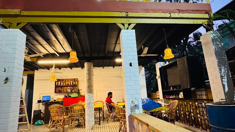 Fish 'N' Curries Bar & restaurant