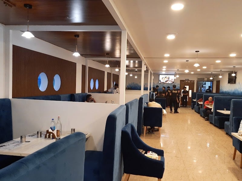 Aazhi Seafood Restaurant