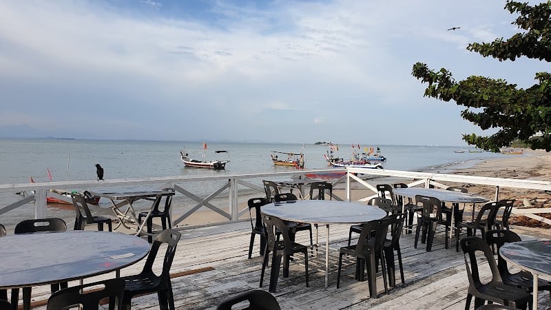 Kafe Tsunami Seafood