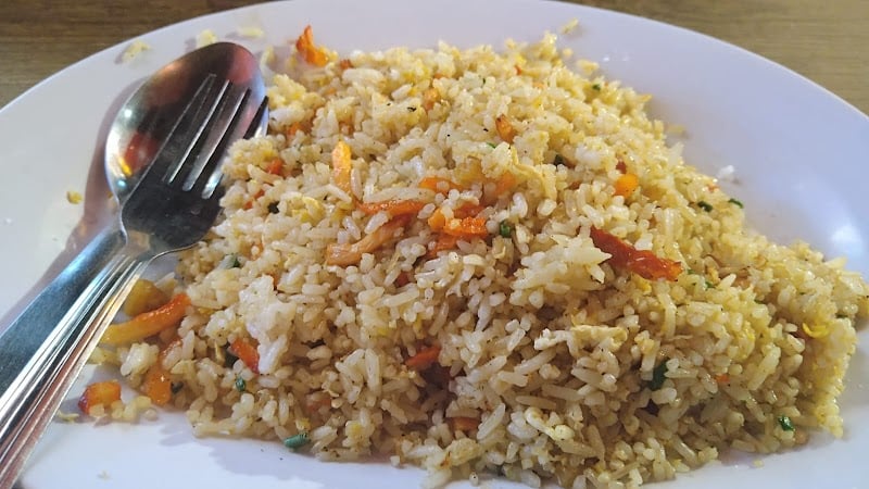 Golden Crab Seafood Restaurant 唐人小厨