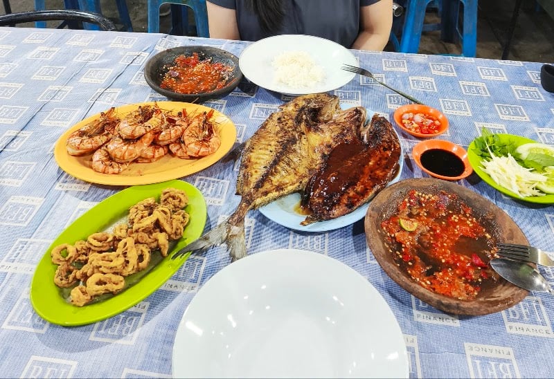 Celebes Seafood & Ikan Bakar