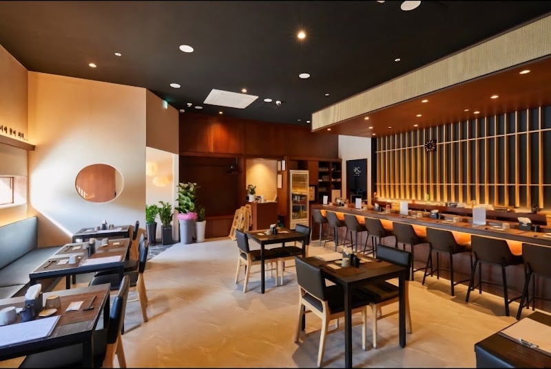 Sushi Saku