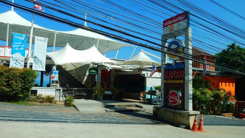 Tha Ruea Samui Seafood Bar & Restaurant