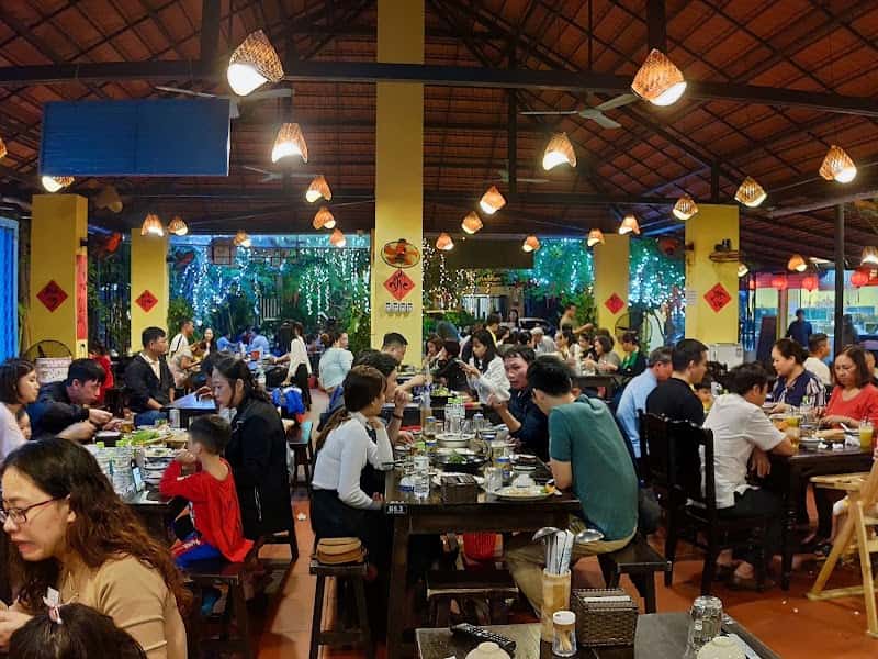 Mộc quán Seafood Đà Nẵng