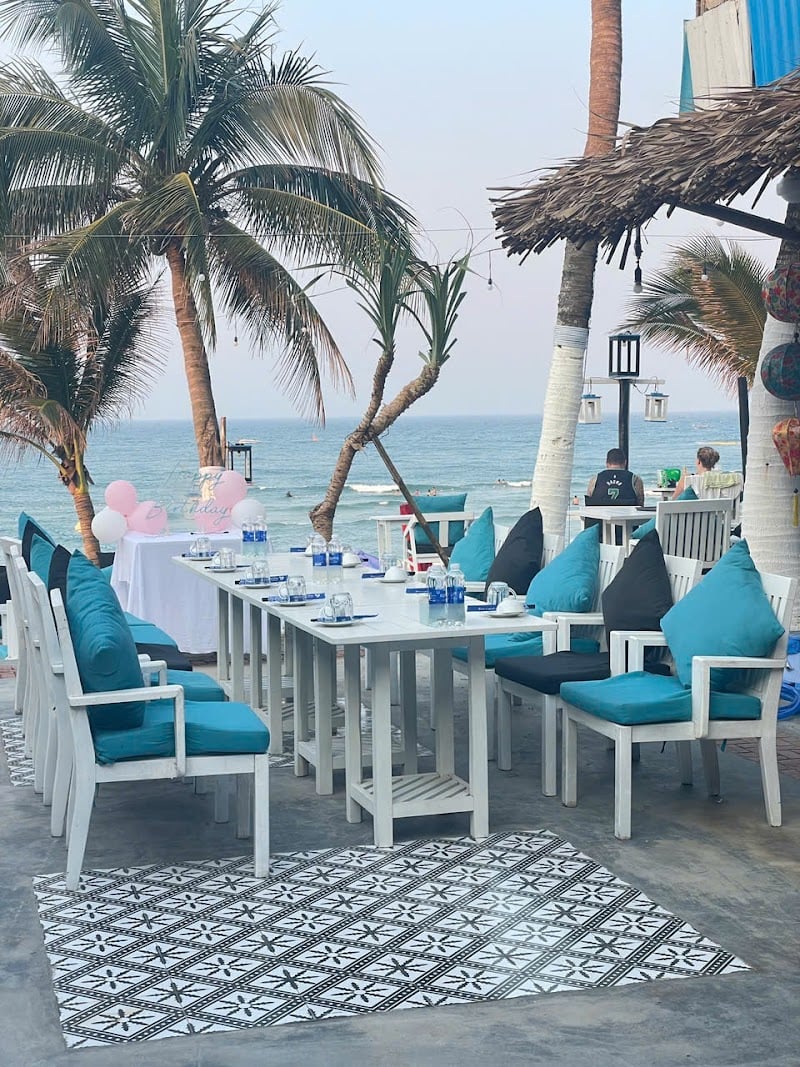 Starfish Seafood Restaurant - An Bang Beach