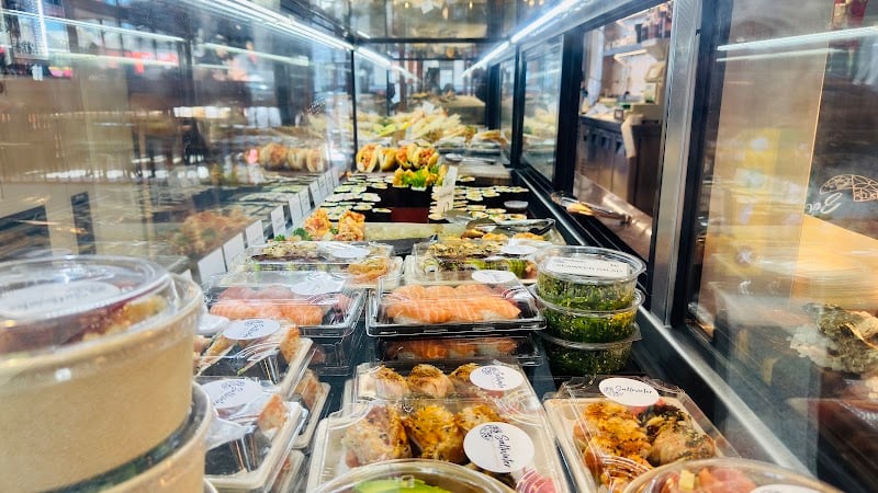Saltwater Sushi and Oyster Bar