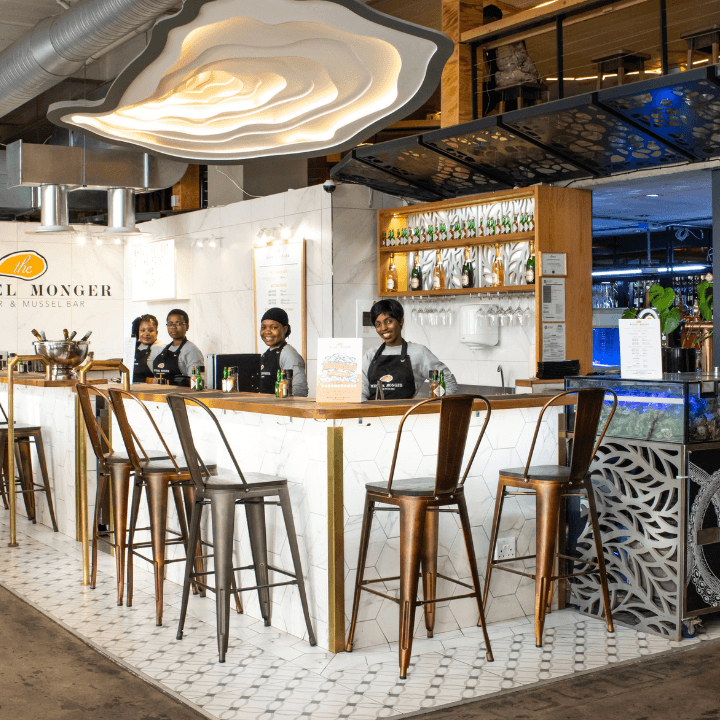 The Mussel Monger & Oyster Bar (Mojo Market)