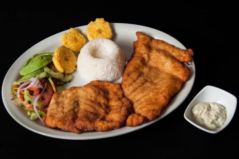 Mariscos y Menestras "Los Manabas" - Marisquería Encebollados Ceviches Cazuelas Cangrejos
