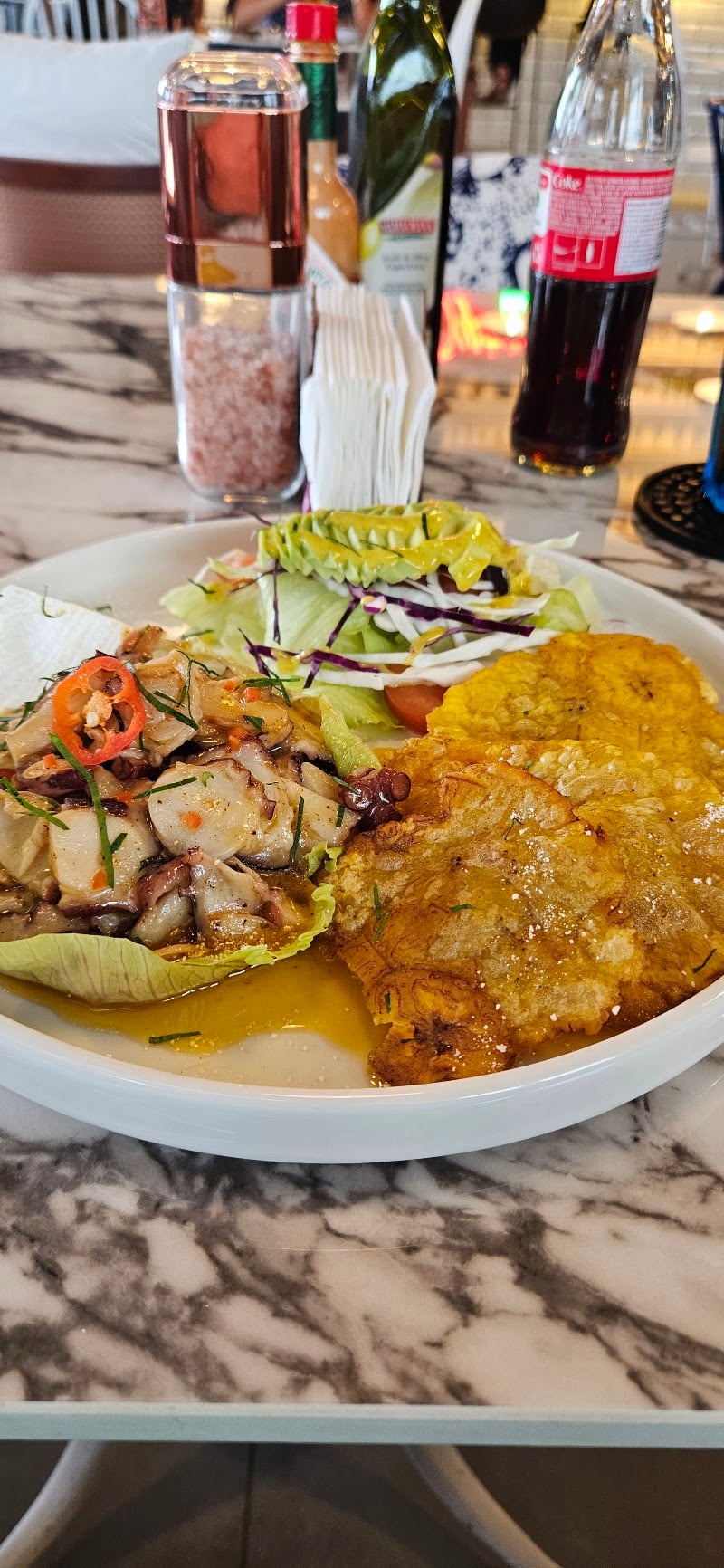 S&O La Pesca Seafood & Oyster Bar, Buijo City Center