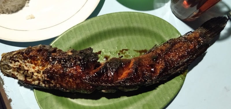 Sea Food dan Ikan Bakar