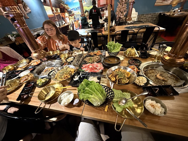 Mukbang Shows Korean BBQ And Seafood - Electra, Abu Dhabi