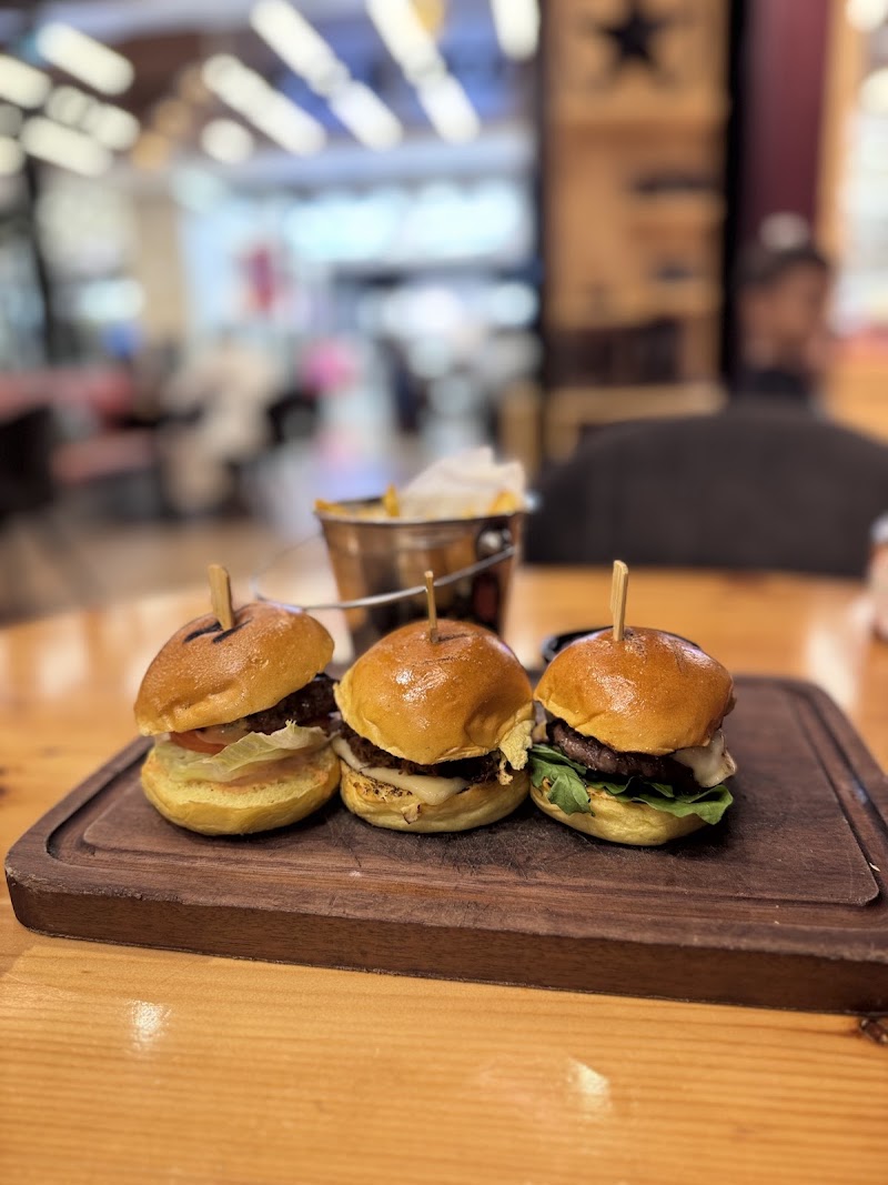 Cowboy Steakhouse مطعم كاوبوي ستيك هاوس