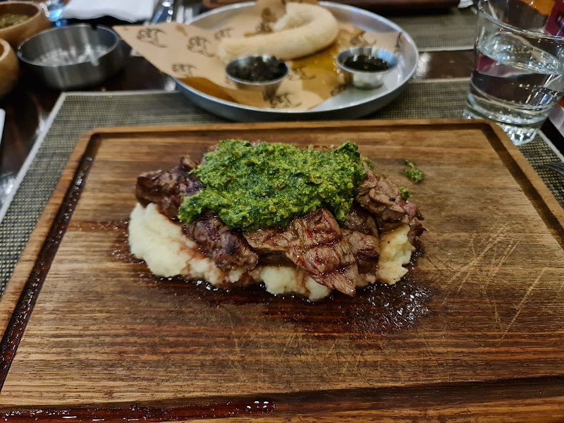 Lucca Steakhouse