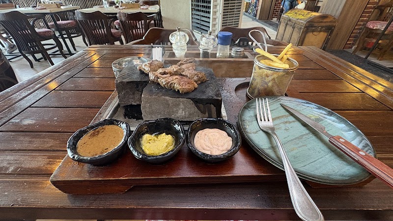 La Cantina Restaurant and Bar
