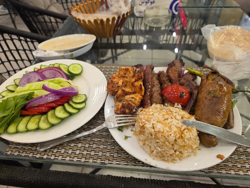 Grill House Restaurant & Cafe