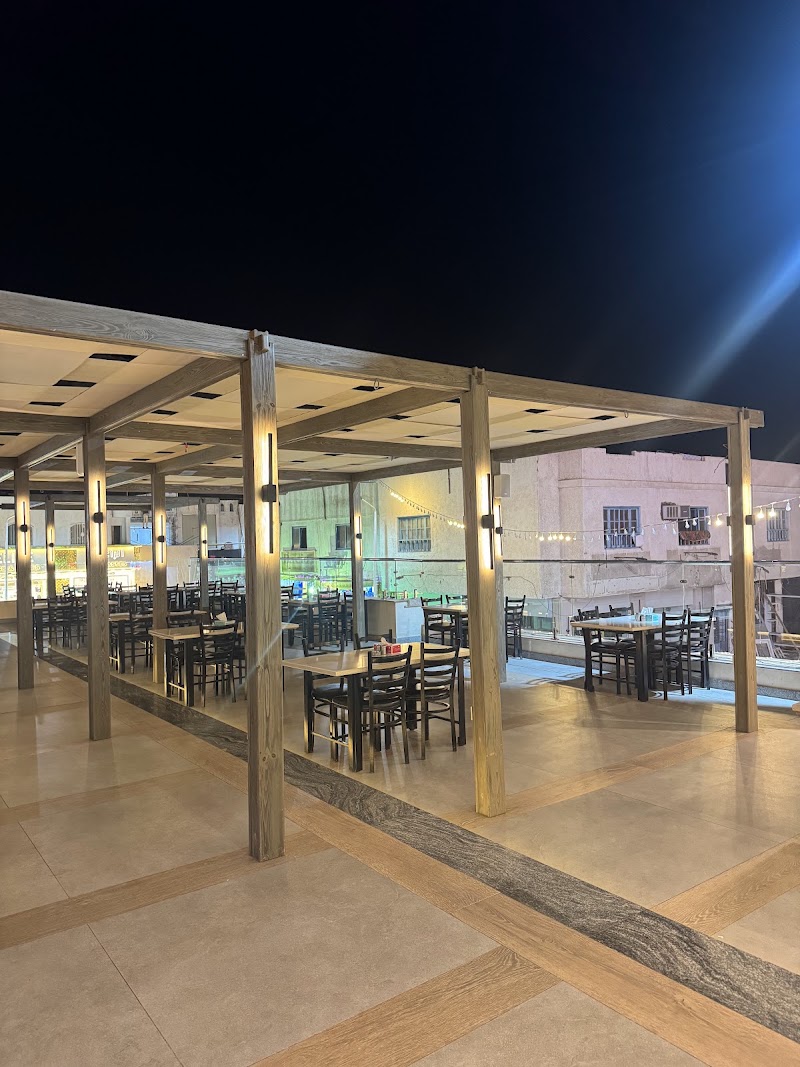 Fares Seafood Restaurant Old Market al-shaba مطعم فارس للماكولات البحرية
